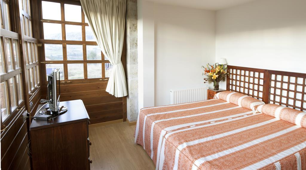 Hotel Casona Cuervo San Tirso de Candamo Luaran gambar